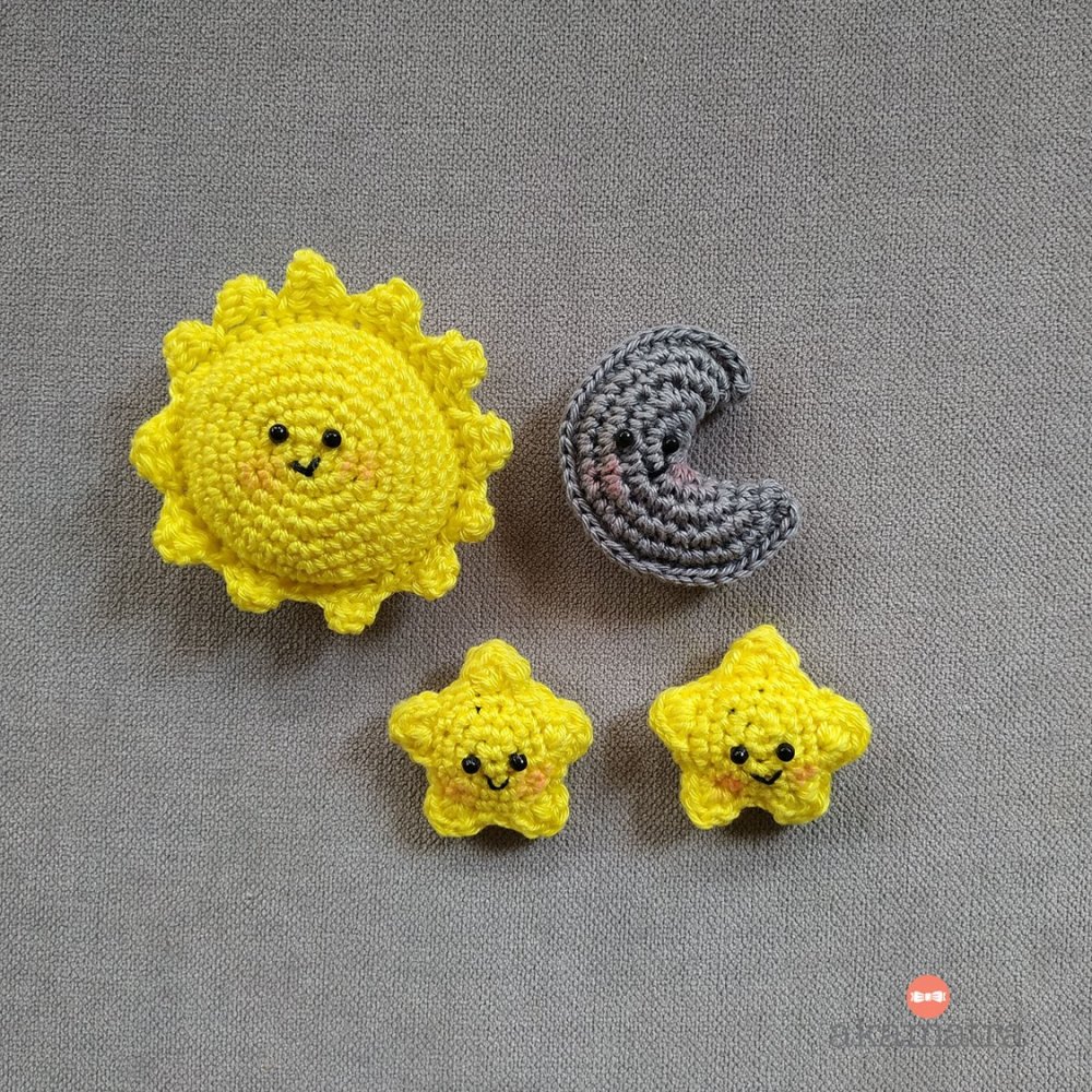 amigurumi baby mobile sun moon stars