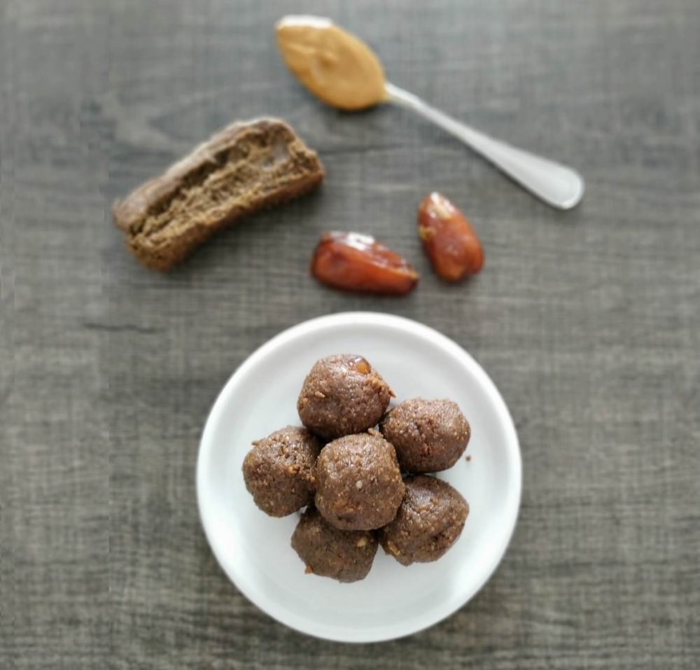 sugar free vegan carob bites 5