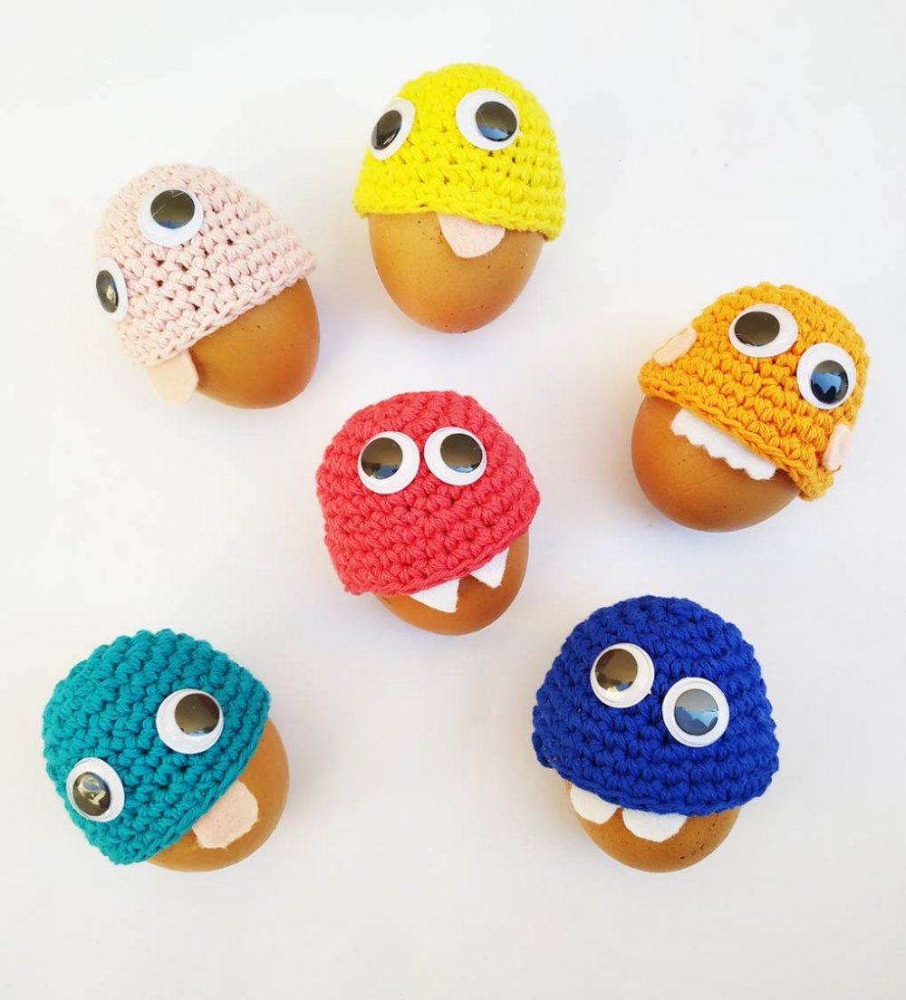 cute monsters egg cozies crochet pattern 1