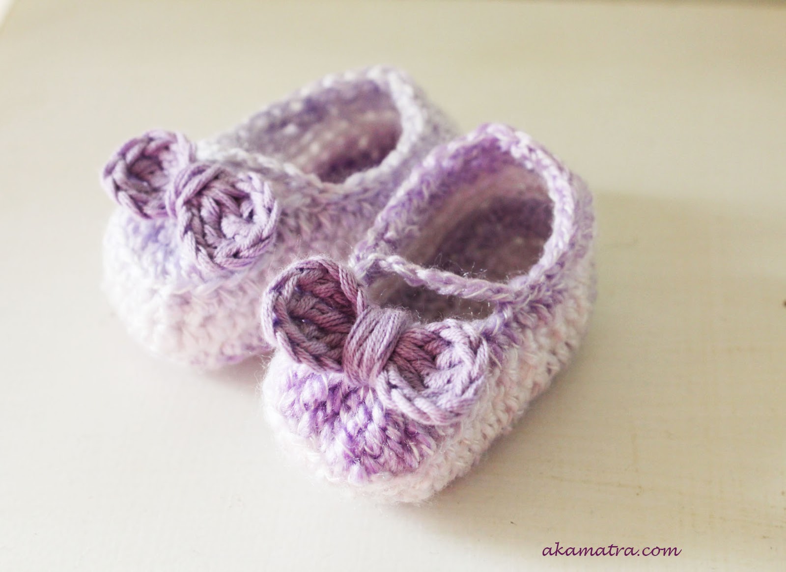 Crochet Pattern baby shoes, newborn booties – CrochetSneakers