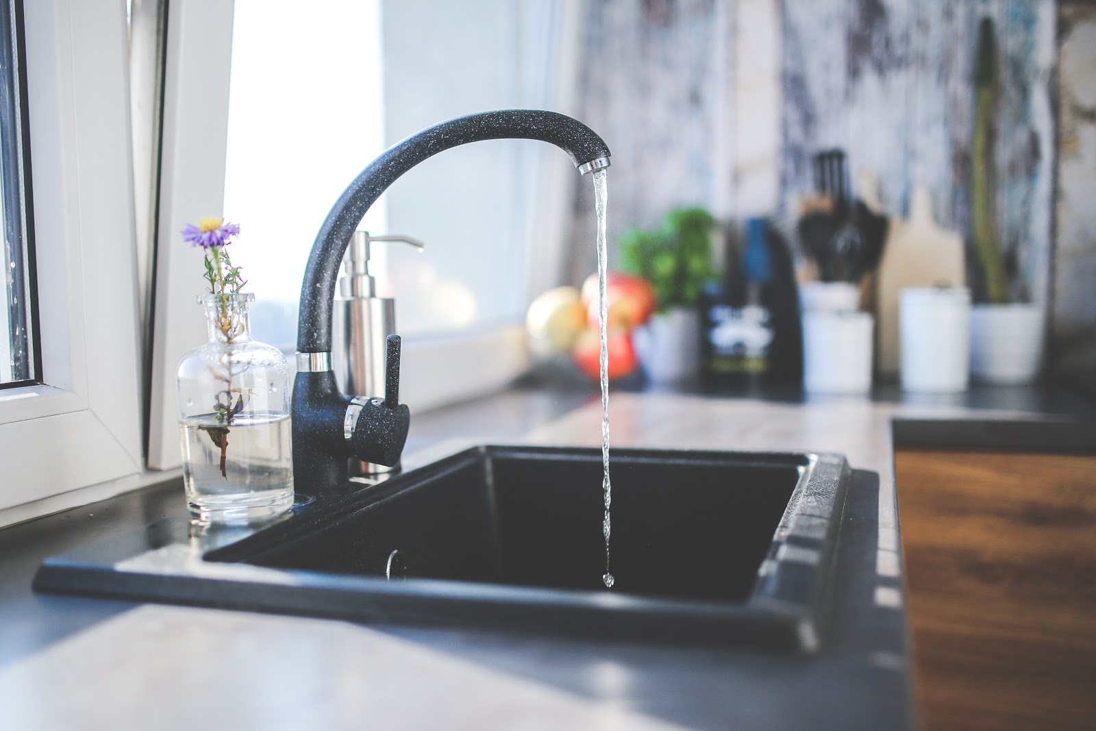 water-kitchen-black-design.jpg