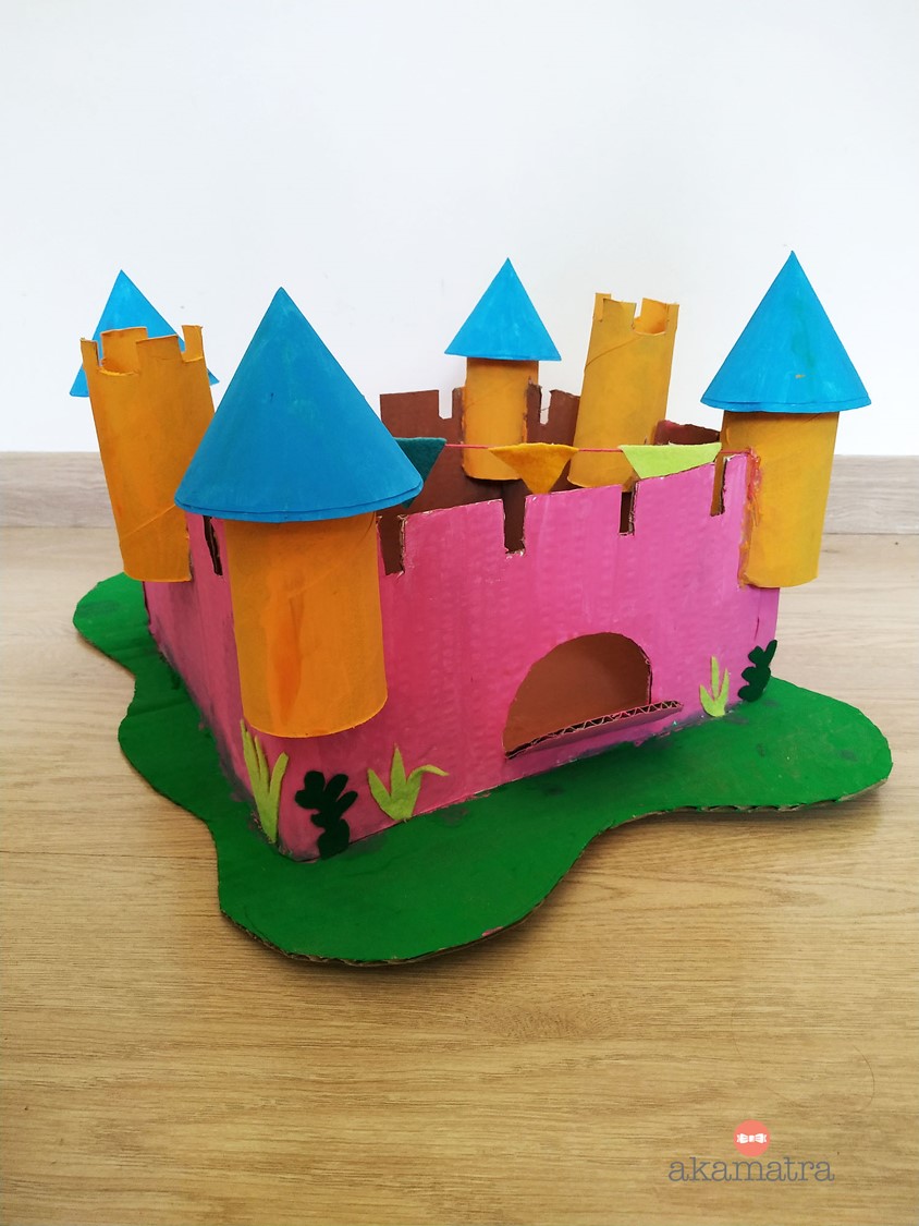DIY cardboard castle 1