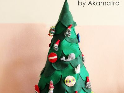 How to make a toddler safe Christmas tree from felt
