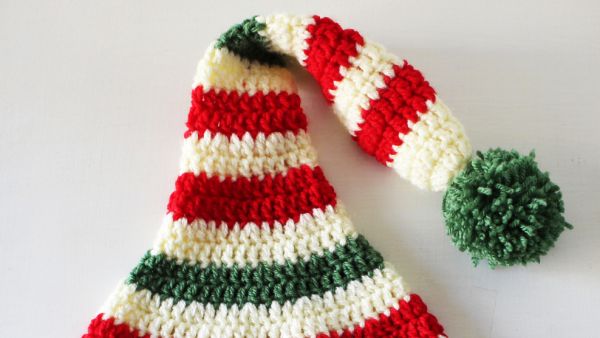 Santa's helper hat - Crochet pattern