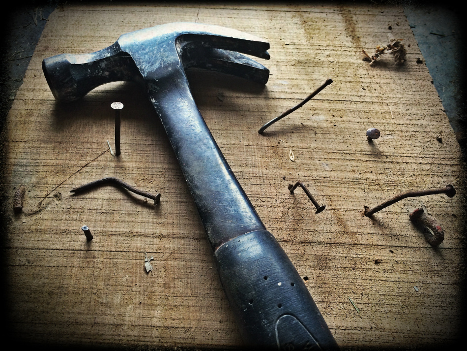 board-broken-builder-209235.jpeg