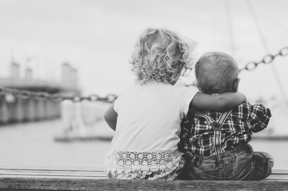 siblings-862967_1280.jpeg
