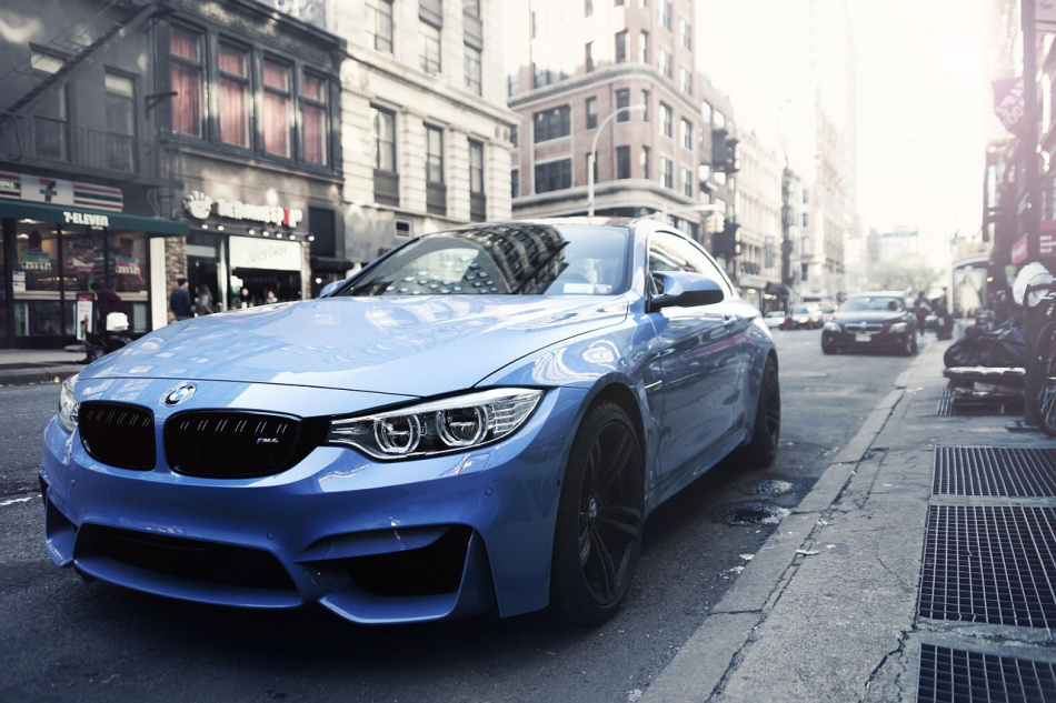 bmw-768688_1280.jpeg
