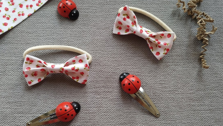 diy-bow-hair-ties1.jpeg